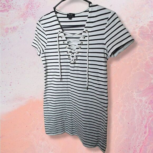 Bardot Australia Stripe Swing Mini Dress in Black sz 6/S US - Picture 5 of 11